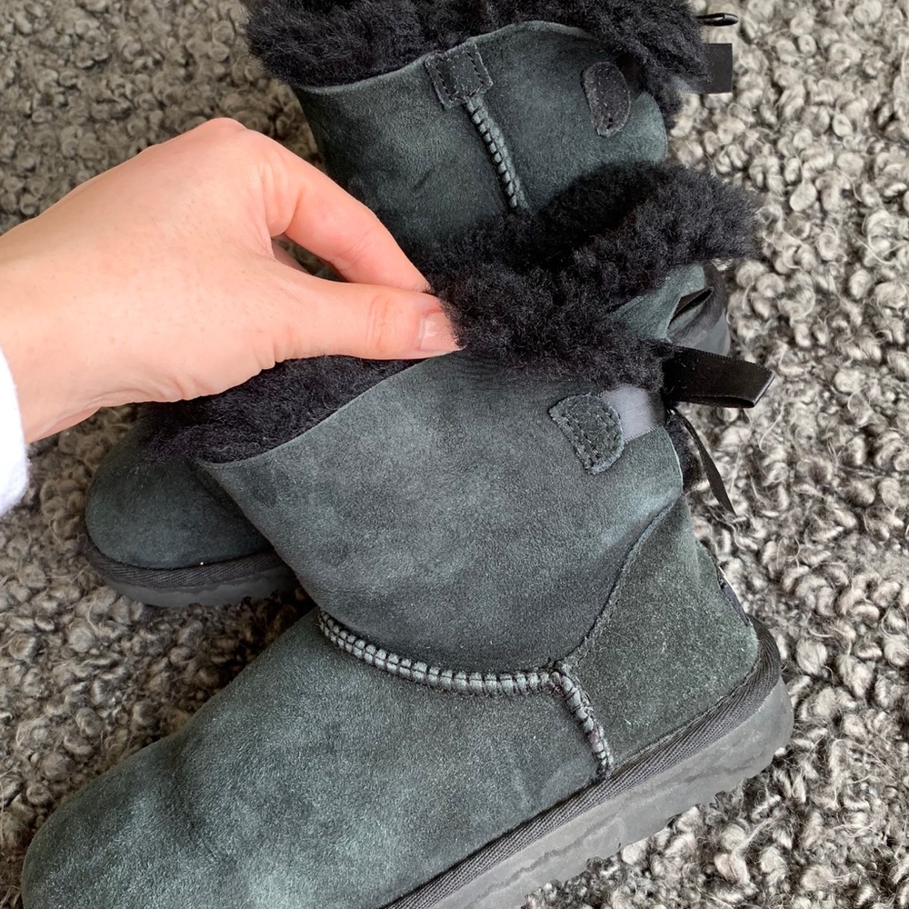 UGG - Picture 3 of 8